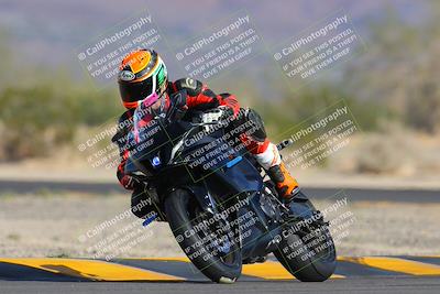 media/Nov-05-2022-SoCal Trackdays (Sat) [[f8d9b725ab]]/Turn 5 (940am)/